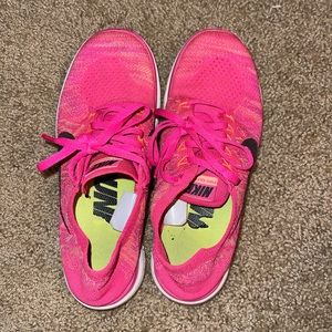 Pink Nike fly knit